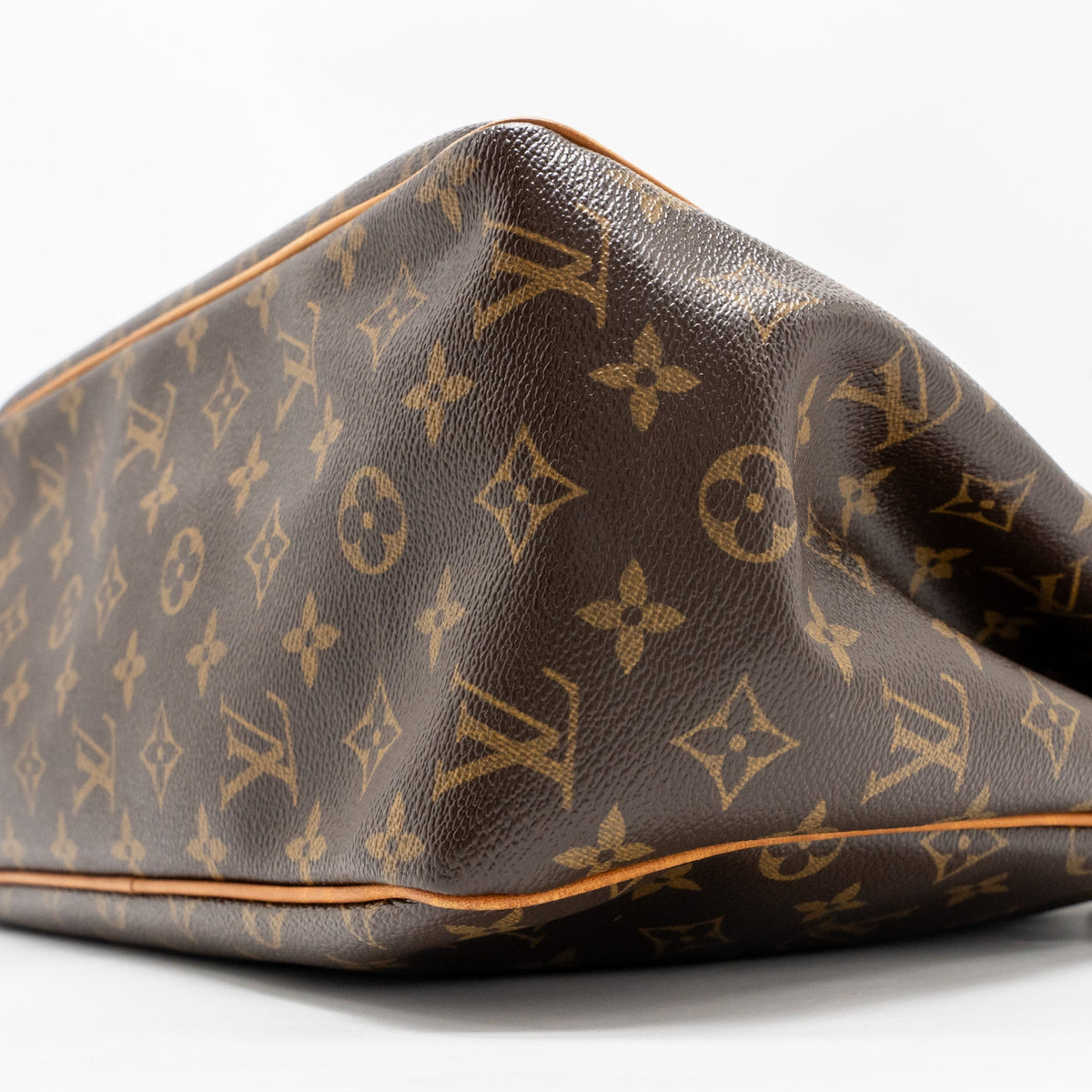 LOUIS VUITTON BATIGNOLLES VERTICAL MONOGRAM CANVAS GHW