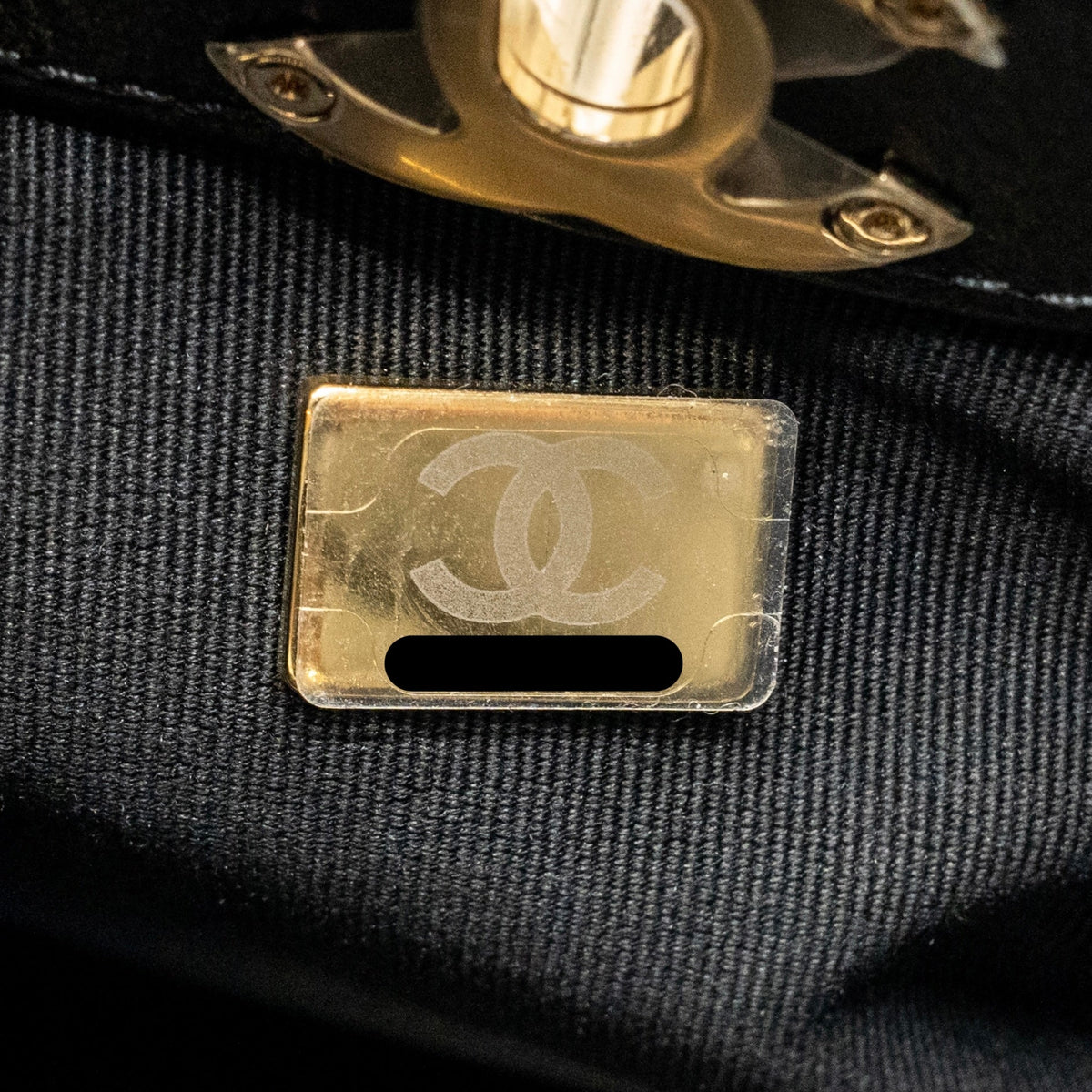 CHANEL MINI 31 BAG SHINY CALFSKIN BLACK LGHW (MICROCHIP)