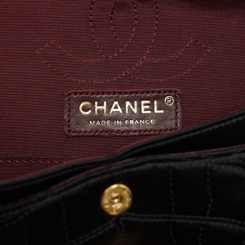 CHANEL 2.55 REISSUE FLAP BAG SATIN BLACK GHW