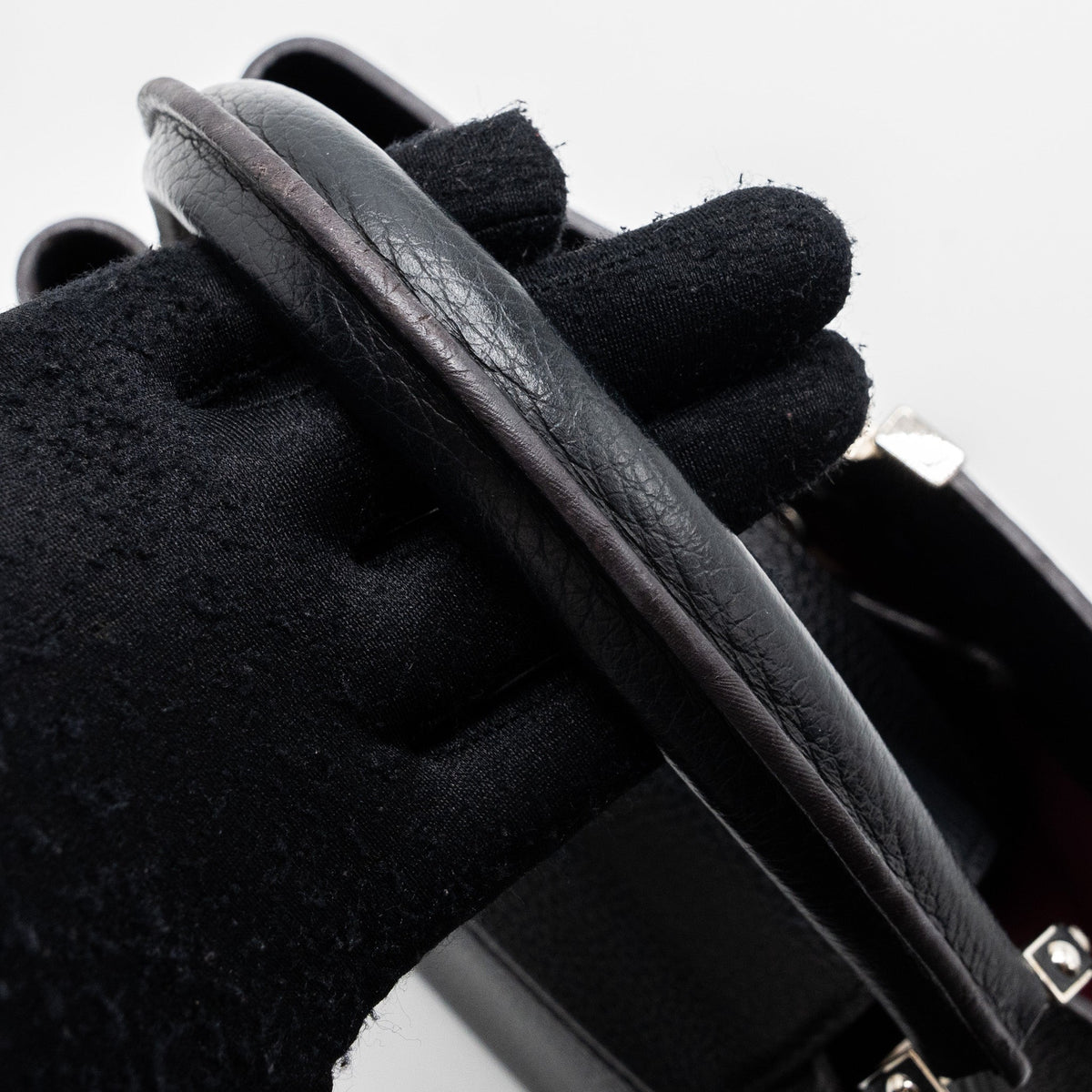 LOUIS VUITTON CAPUCINES PM CALFSKIN BLACK SHW