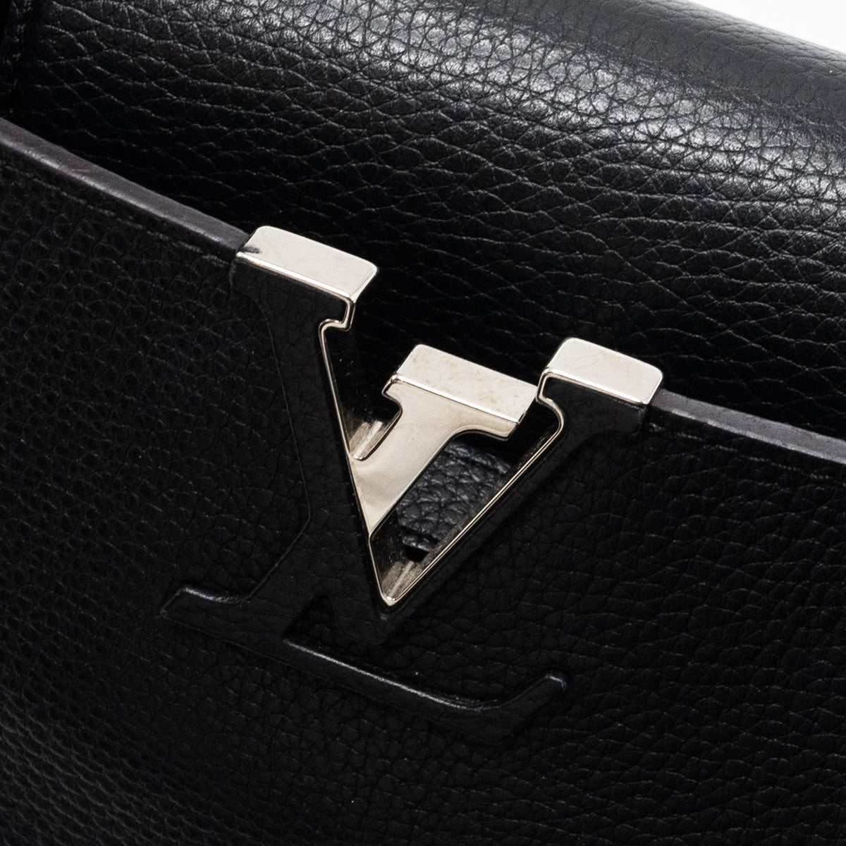 LOUIS VUITTON CAPUCINES PM CALFSKIN BLACK SHW