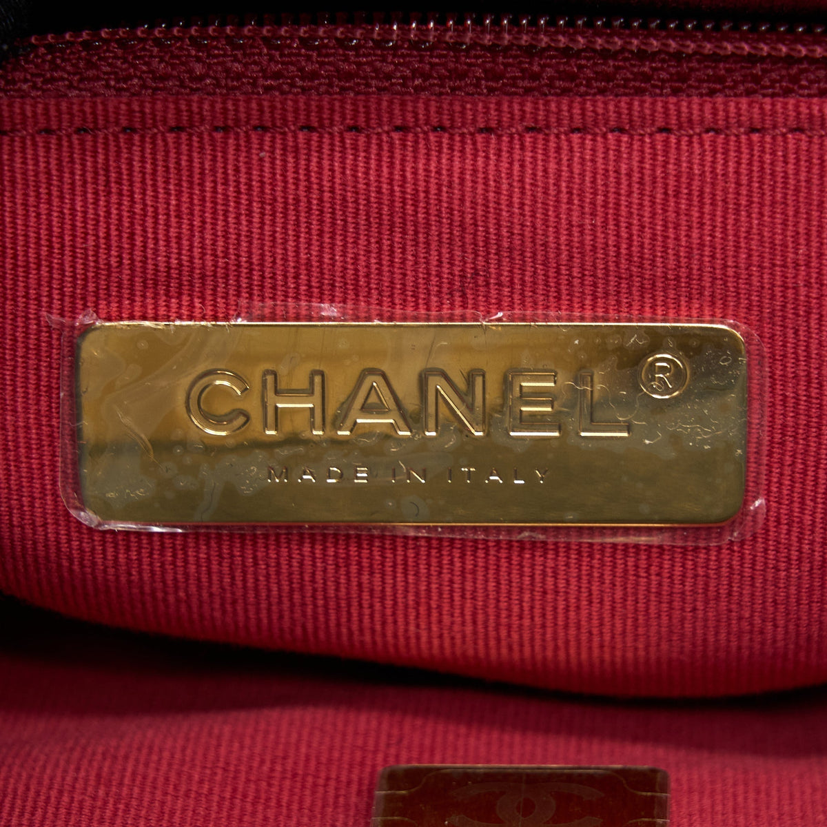 CHANEL SMALL 19 BAG LAMBSKIN BLACK MULTICOLOUR HARDWARE (MICROCHIP)