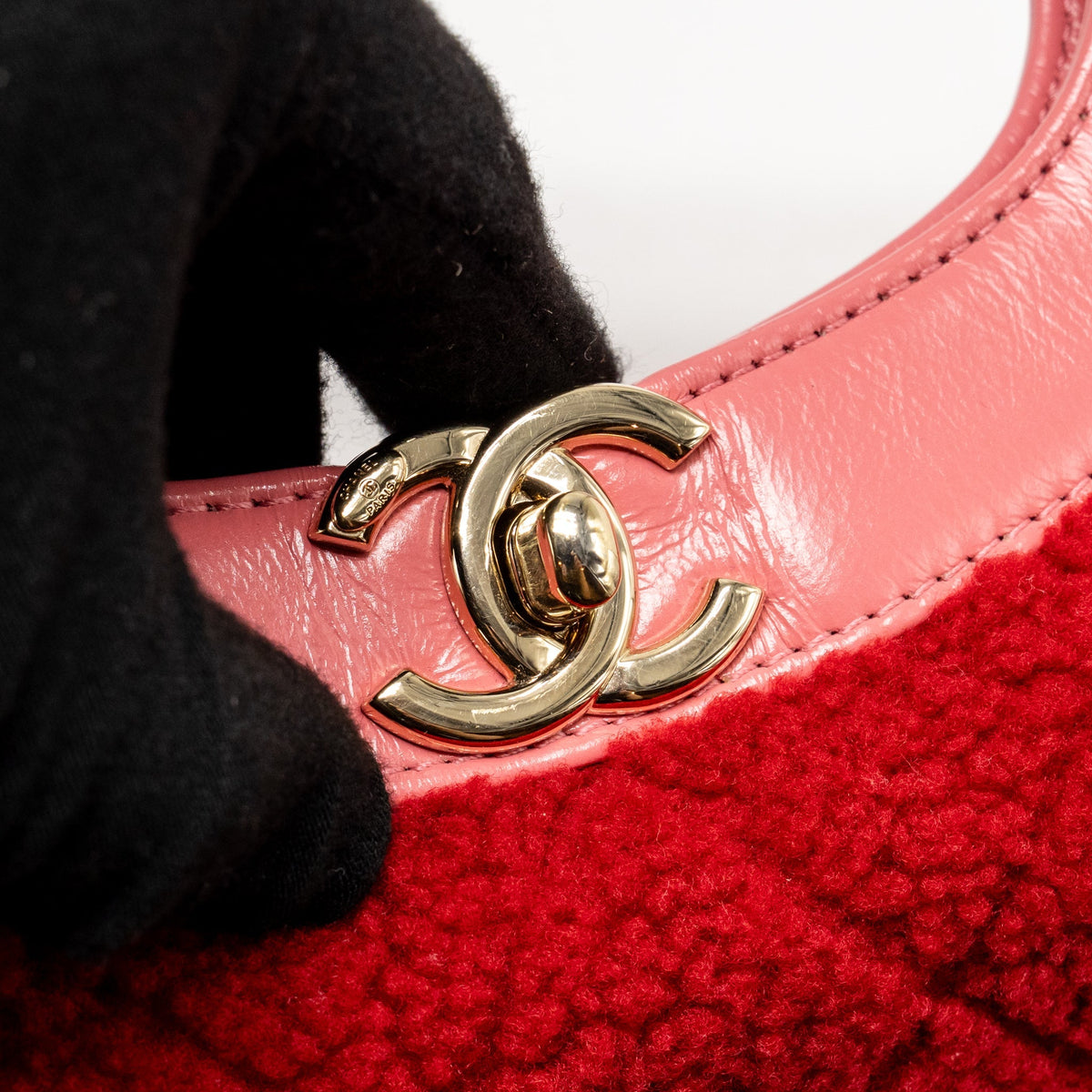 Chanel Large 31 Shopping Bag Shearling / Calfskin Dark Pink LGHW