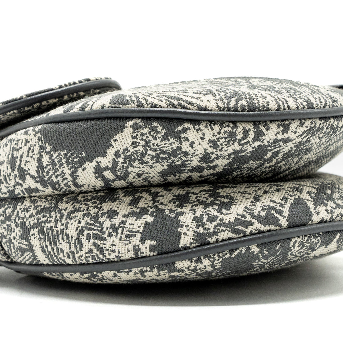 DIOR SADDLE BAG TOILE DE JOUY CANVAS / LEATHER GREY GHW