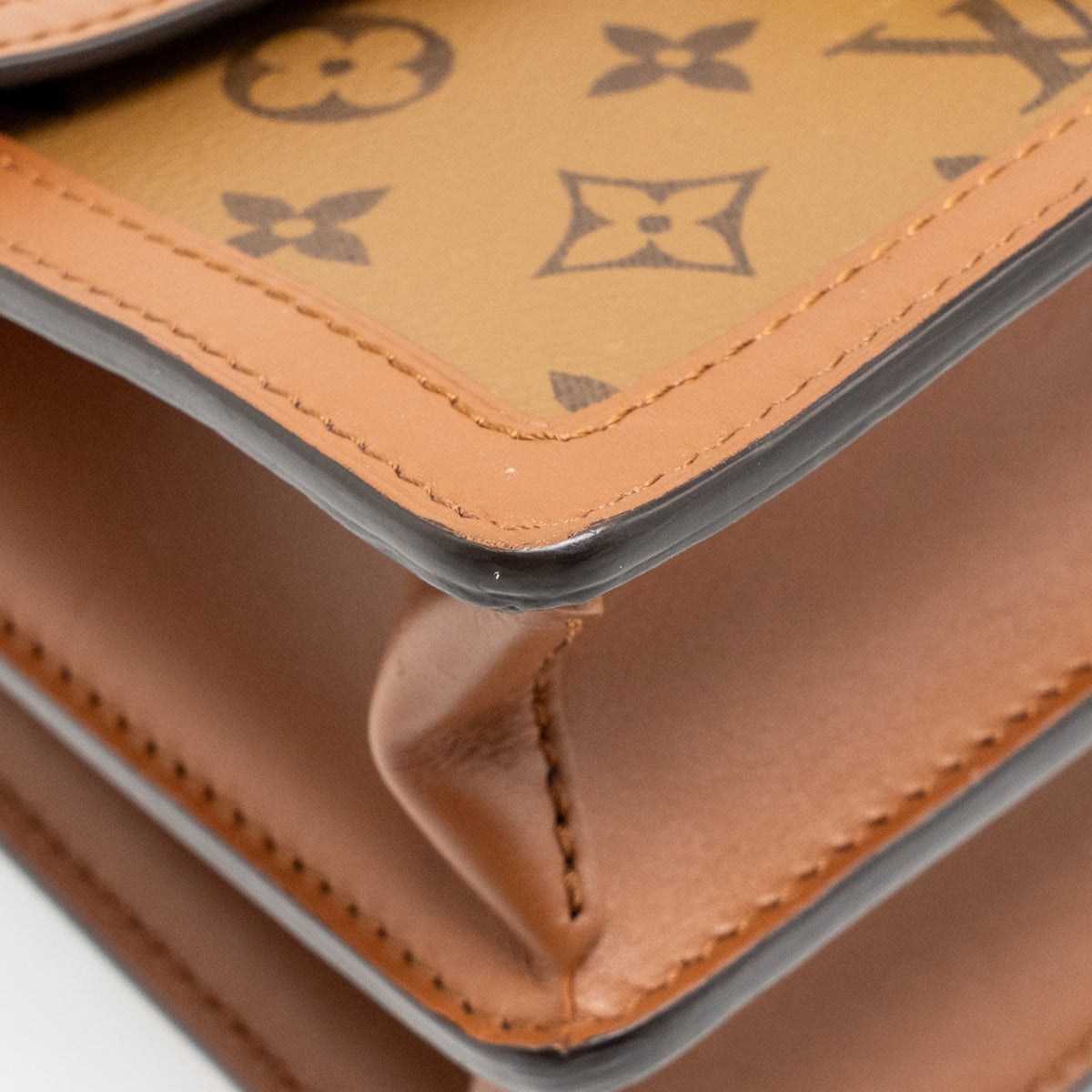 LOUIS VUITTON DAUPHINE MM MONOGRAM / MONOGRAM REVERSE CANVAS GHW
