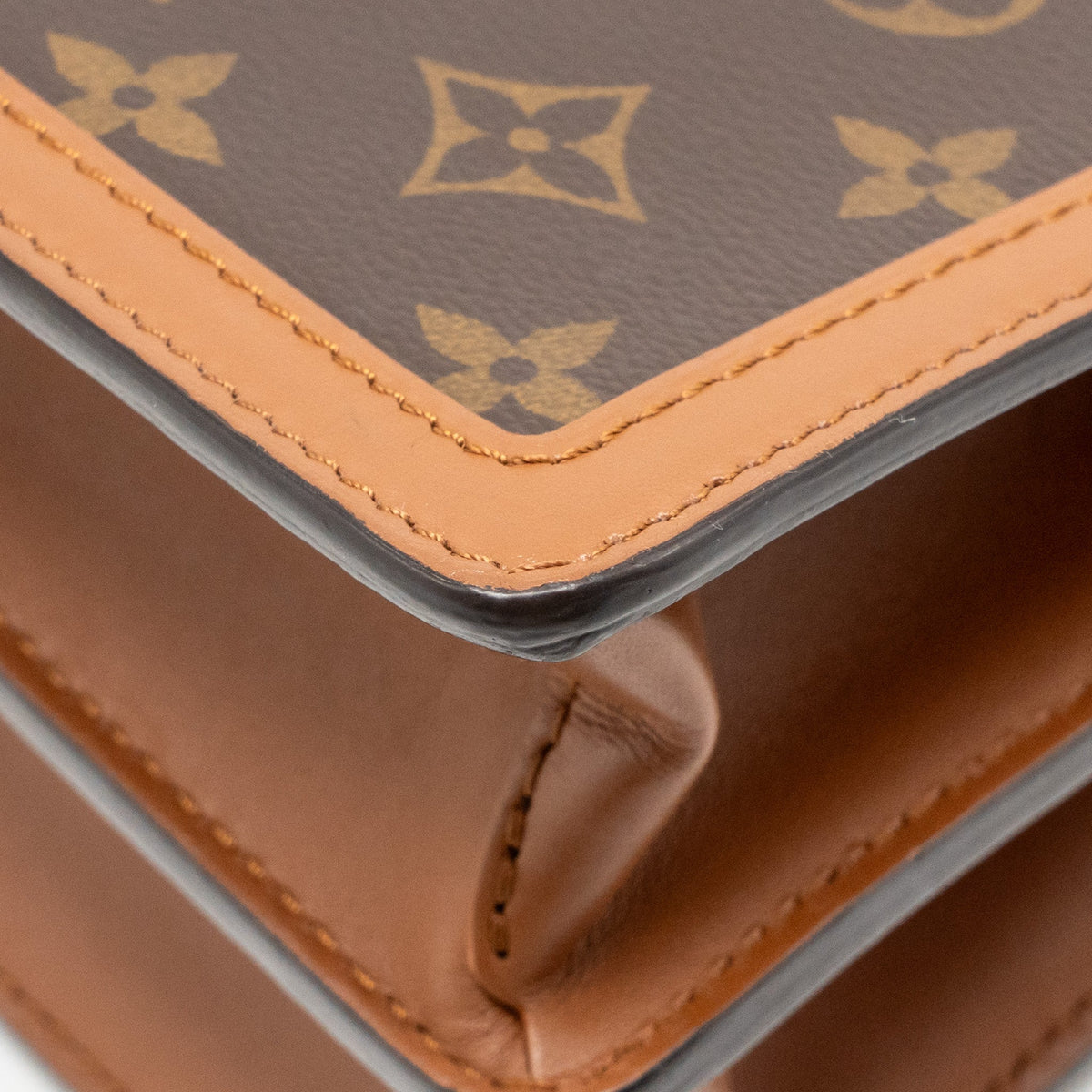 LOUIS VUITTON DAUPHINE MM MONOGRAM / MONOGRAM REVERSE CANVAS GHW