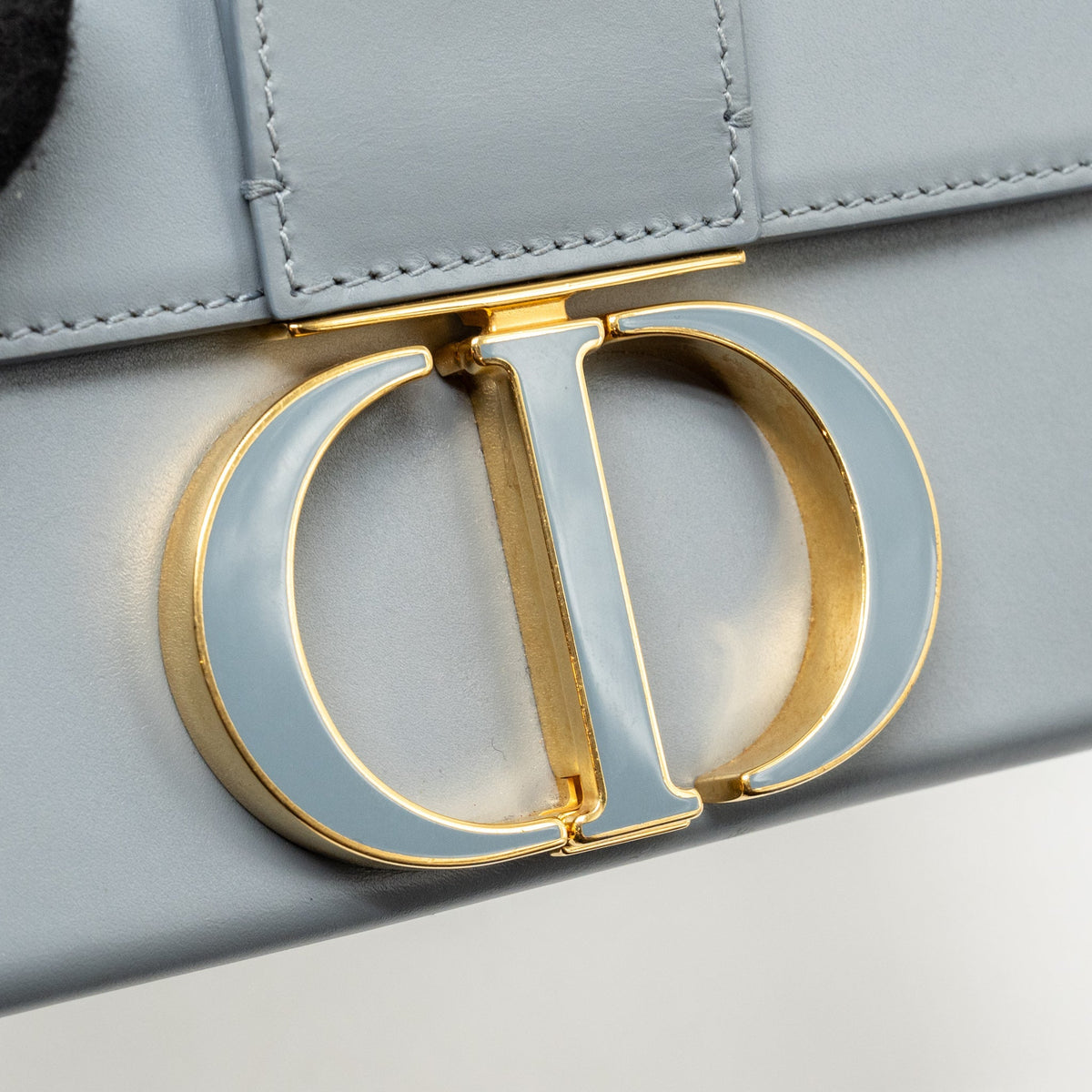 Dior 30 Montaigne Box Calfskin Blue GHW