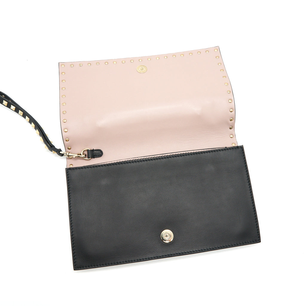 VALENTINO GARAVANI ROCKSTUD LEATHER CLUTCH BAG BLACK