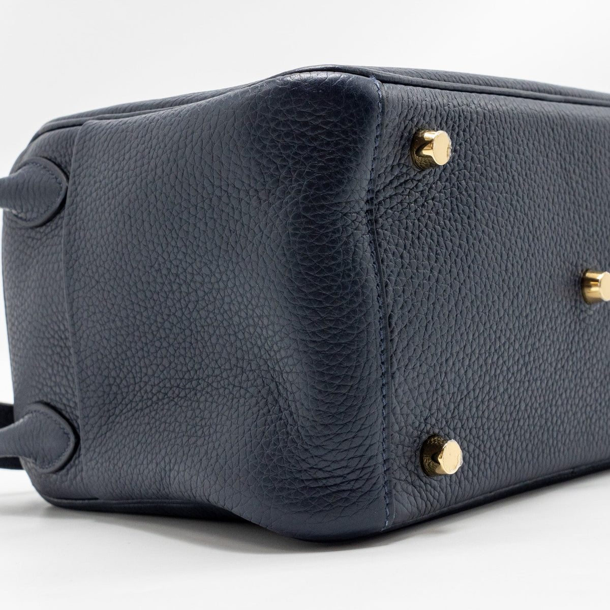 Hermes Lindy 26 Clemence Blue Nuit GHW