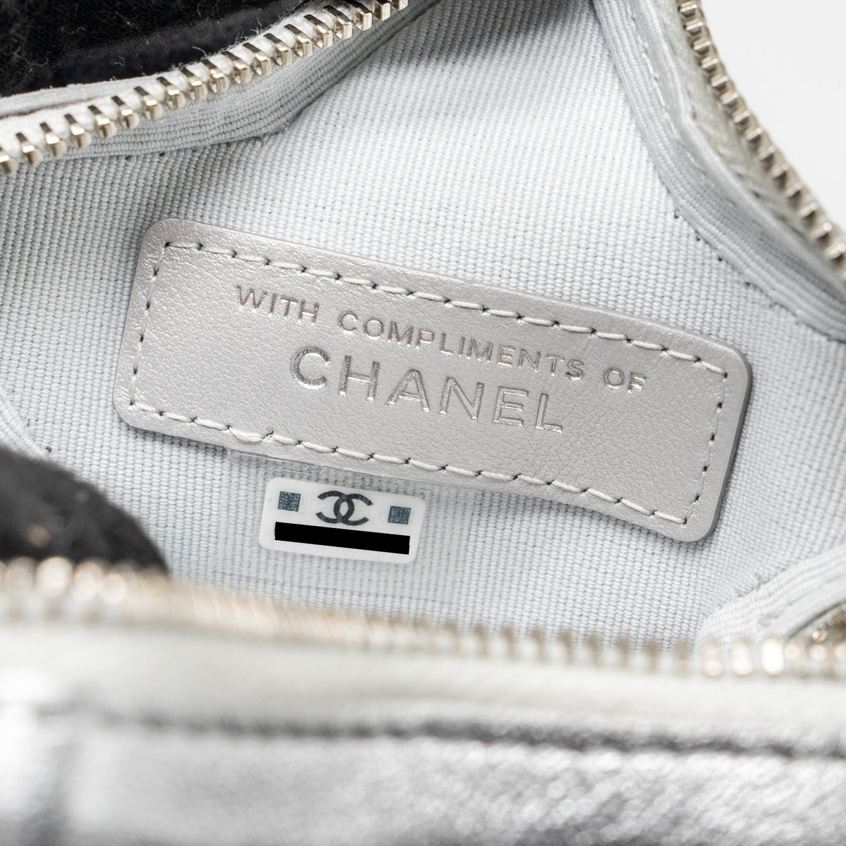 CHANEL STAR COIN PURSE/CHARM QUILTED LEATHER METALLIC SILVER SHW (MICROCHIP)