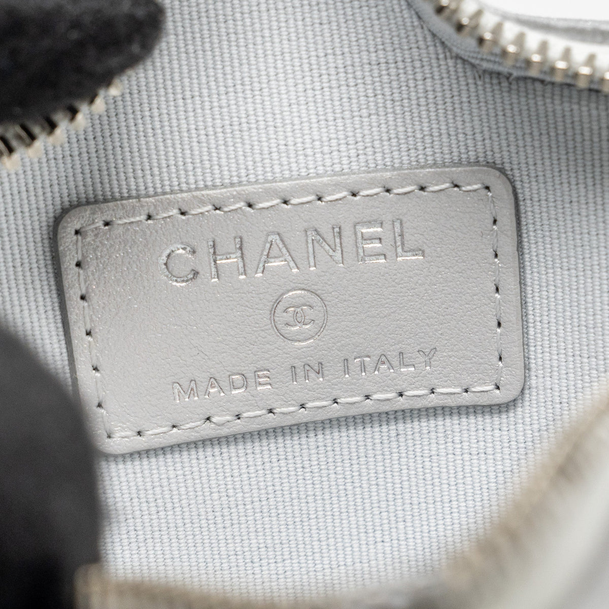 CHANEL STAR COIN PURSE/CHARM QUILTED LEATHER METALLIC SILVER SHW (MICROCHIP)
