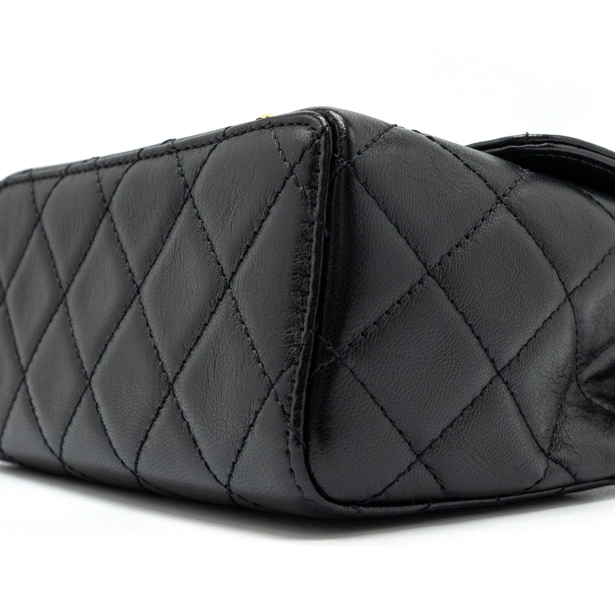 CHANEL 22K RETRO NEW CLASSIC SQUARE MINI FLAP BAG GOATSKIN BLACK BRUSHED GHW (MICROCHIP)