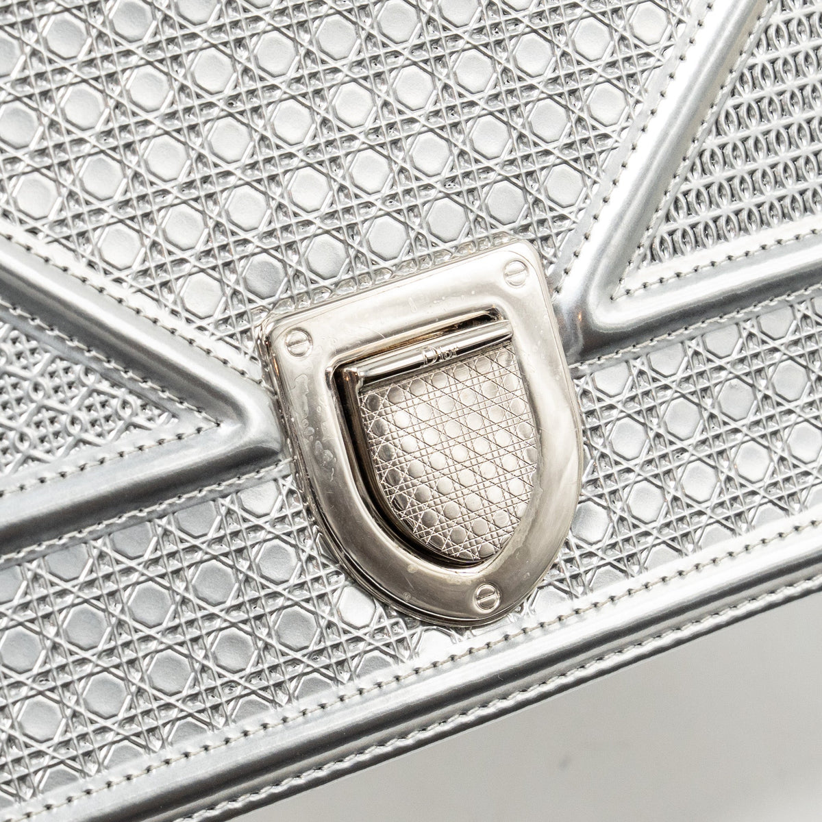 DIOR DIORAMA FLAP BAG PATENT MICRO-CANNAGE LEATHER METALLIC SILVER SHW
