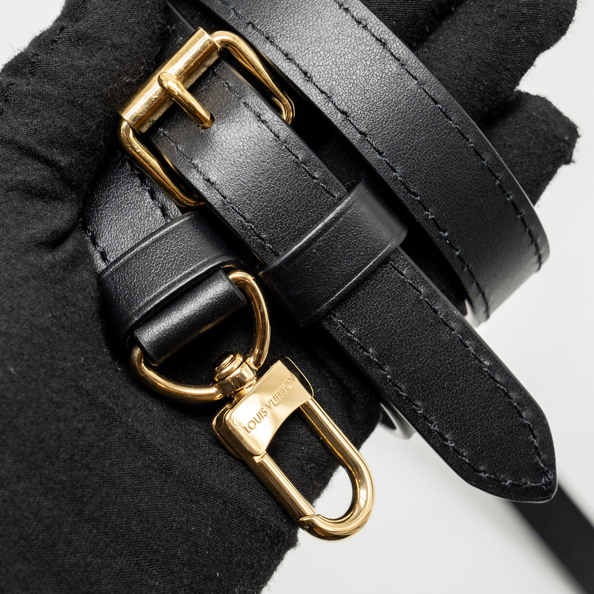 LOUIS VUITTON SPEEDY BANDOULIERE 25 MONOGRAM EMPREINTE LEATHER BLACK GHW