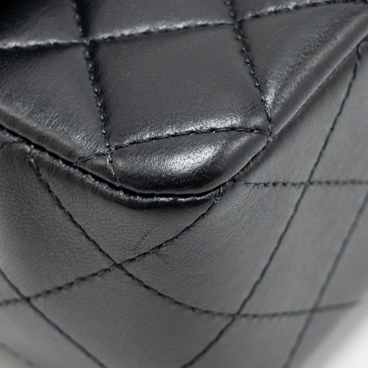 CHANEL TOP HANDLE MINI RECTANGULAR LAMBSKIN BLACK GHW (MICROCHIP)