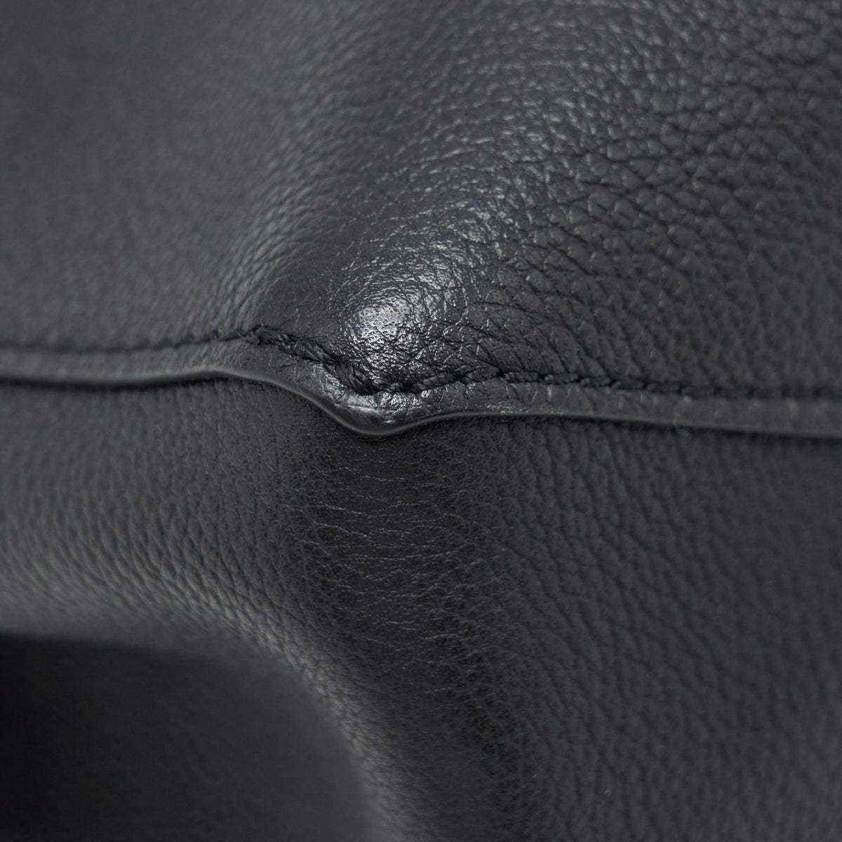 LOUIS VUITTON LOCKME BAG BLACK SHW YEAR 2015