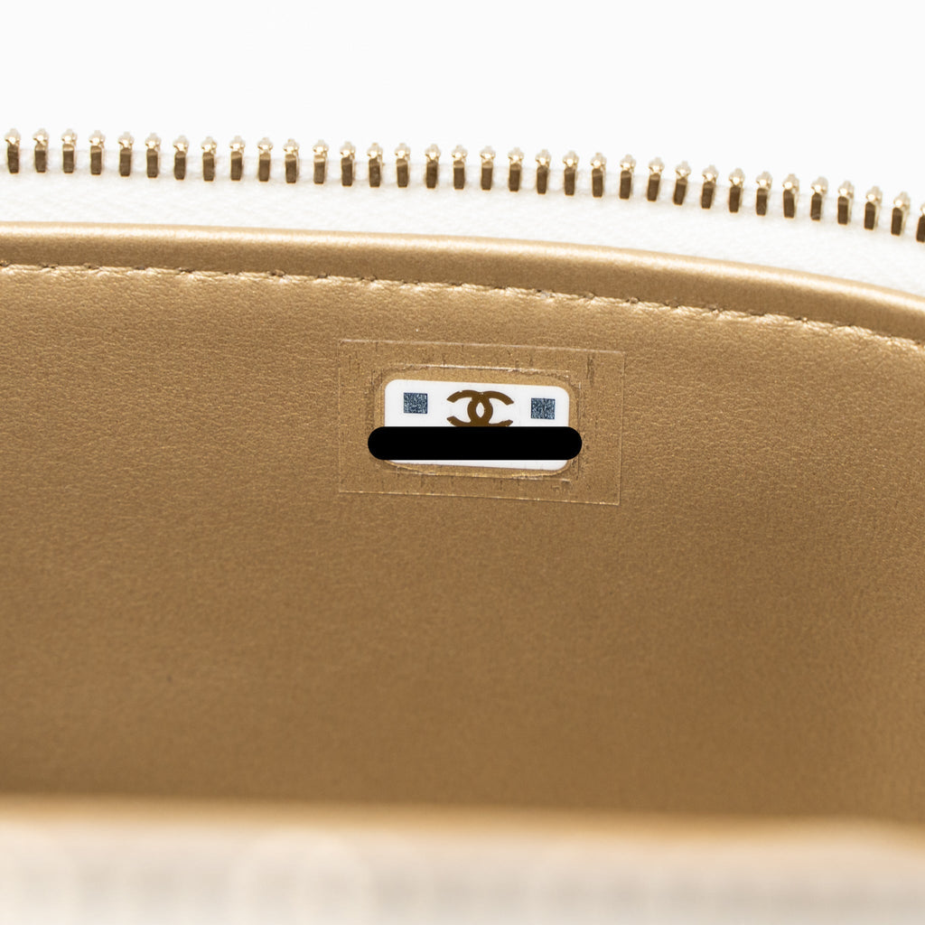 CHANEL PEARL CRUSH LONG VANITY WITH CHAIN LAMBSKIN WHITE BRUSHED GHW (MICROCHIP)