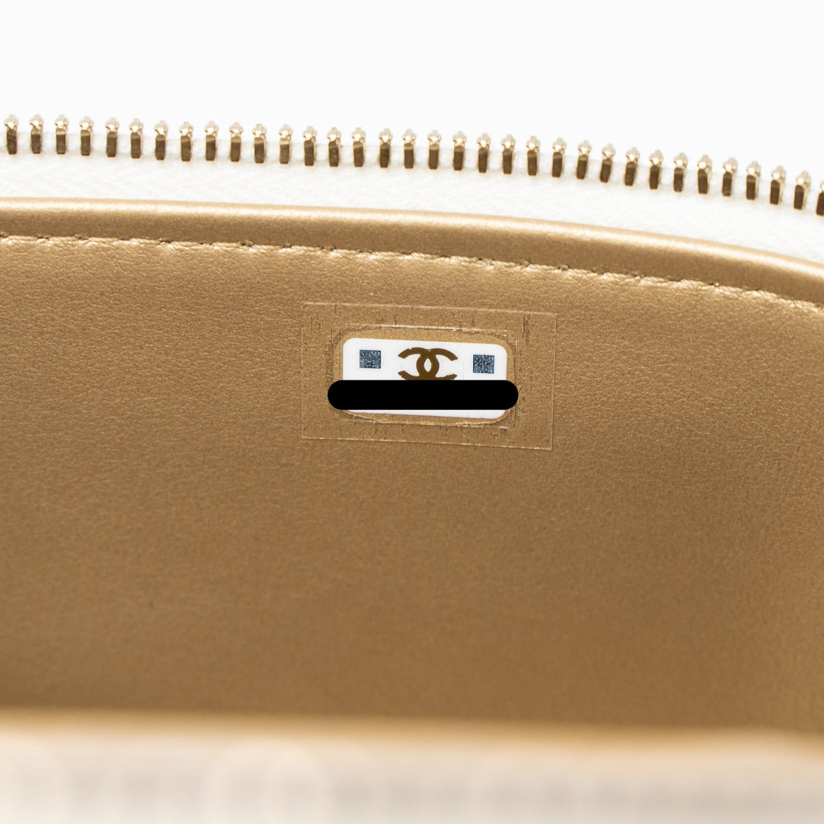 CHANEL PEARL CRUSH LONG VANITY WITH CHAIN LAMBSKIN WHITE BRUSHED GHW (MICROCHIP)