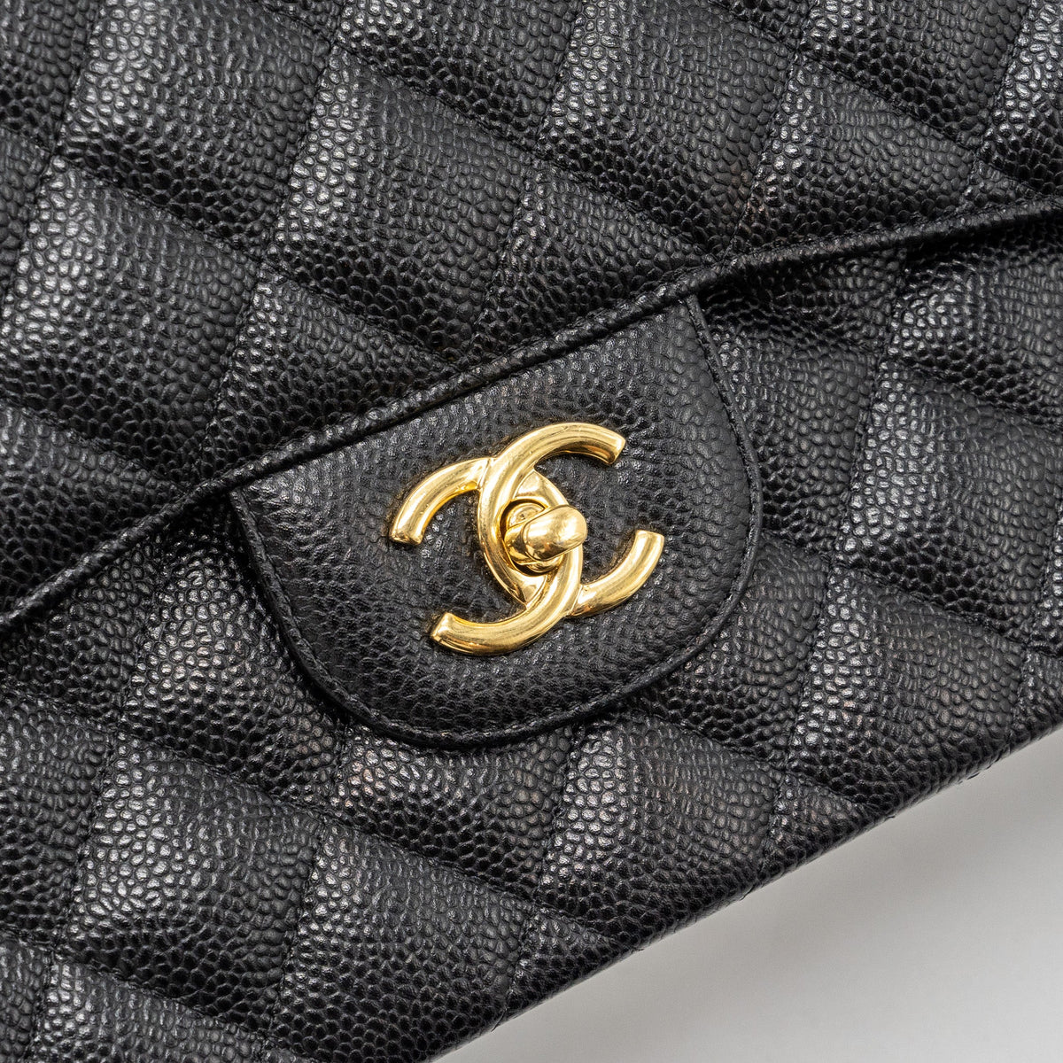 CHANEL JUMBO CLASSIC DOUBLE FLAP BAG CAVIAR BLACK GHW