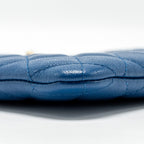 CHANEL CC LOGO QUILTED ZIP POUCH / CLUTCH SHINY SHEEPSKIN BLACK/ BLUE GHW
