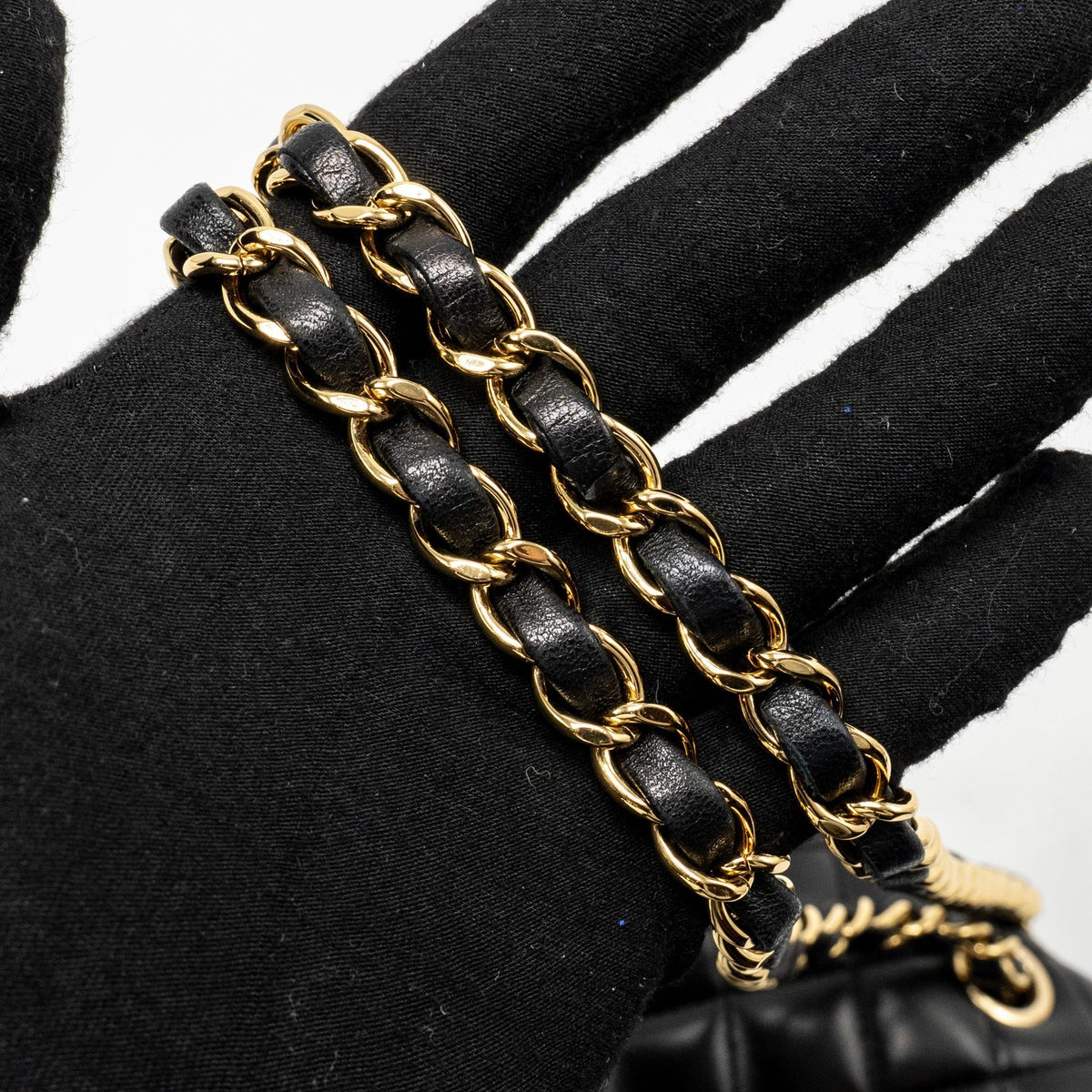 CHANEL MEDIUM CLASSIC DOUBLE FLAP BAG LAMBSKIN BLACK GHW