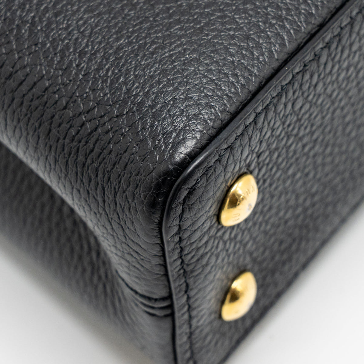 LOUIS VUITTON CAPUCINES MINI TAURILLON BLACK GHW