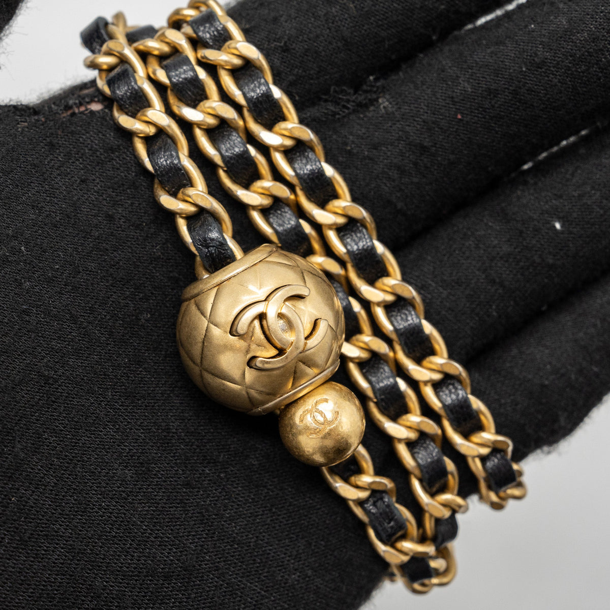 CHANEL PEARL CRUSH MINI VANITY WITH CHAIN LAMBSKIN BLACK WITH GHW
