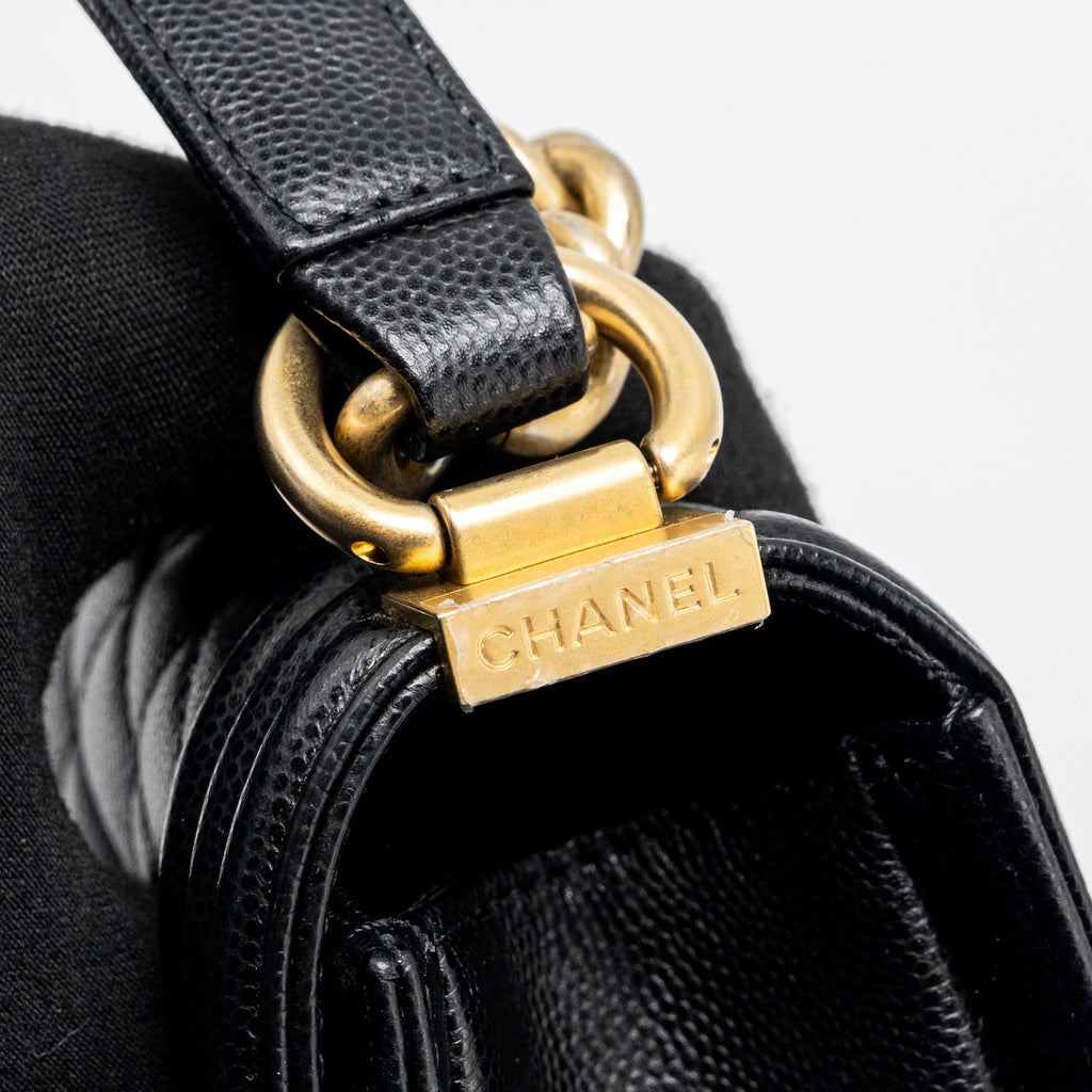 CHANEL SMALL BOY BAG CAVIAR BLACK GHW (MICROCHIP)