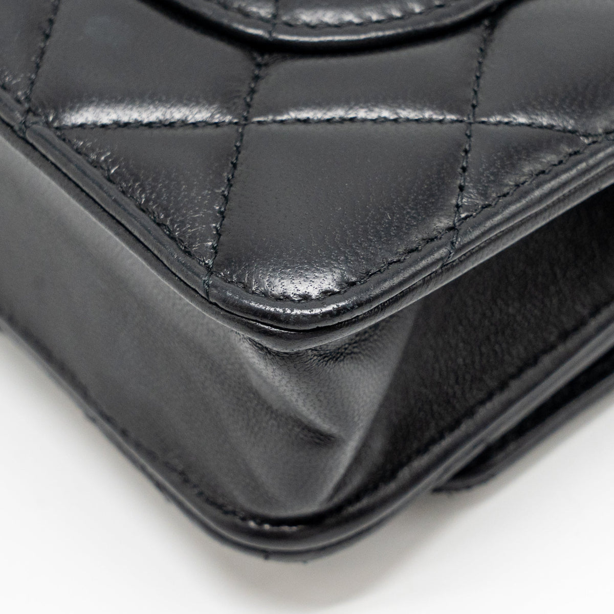 CHANEL PEARL CRUSH WALLET ON CHAIN LAMBSKIN BLACK GHW (MICROCHIP)