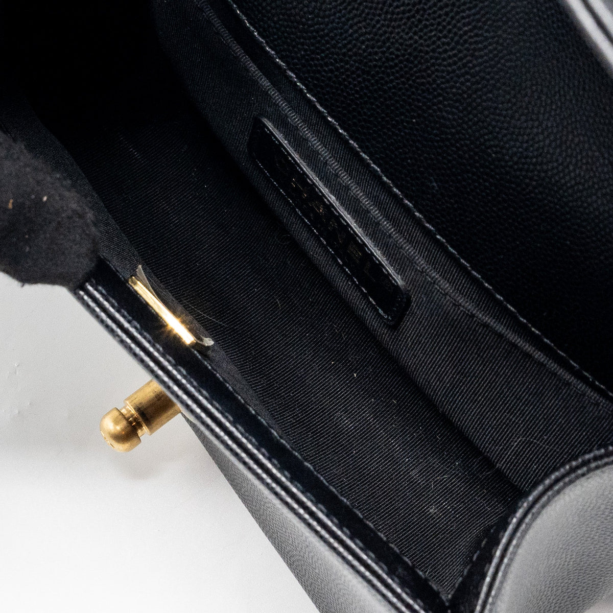 CHANEL SMALL BOY BAG CAVIAR BLACK GHW (MICROCHIP)
