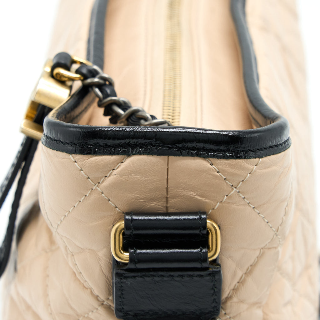 CHANEL MEDIUM GABRIELLE HOBO BAG CALFSKIN BEIGE/BLACK MULTICOLOUR HARDWARE