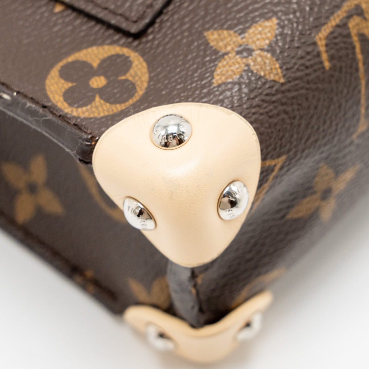 LOUIS VUITTON TRIBAL MASK POCHETTE PM MONOGRAM CANVAS/LEATHER MULTICOLOUR WITH MULTICOLOUR HARDWARE