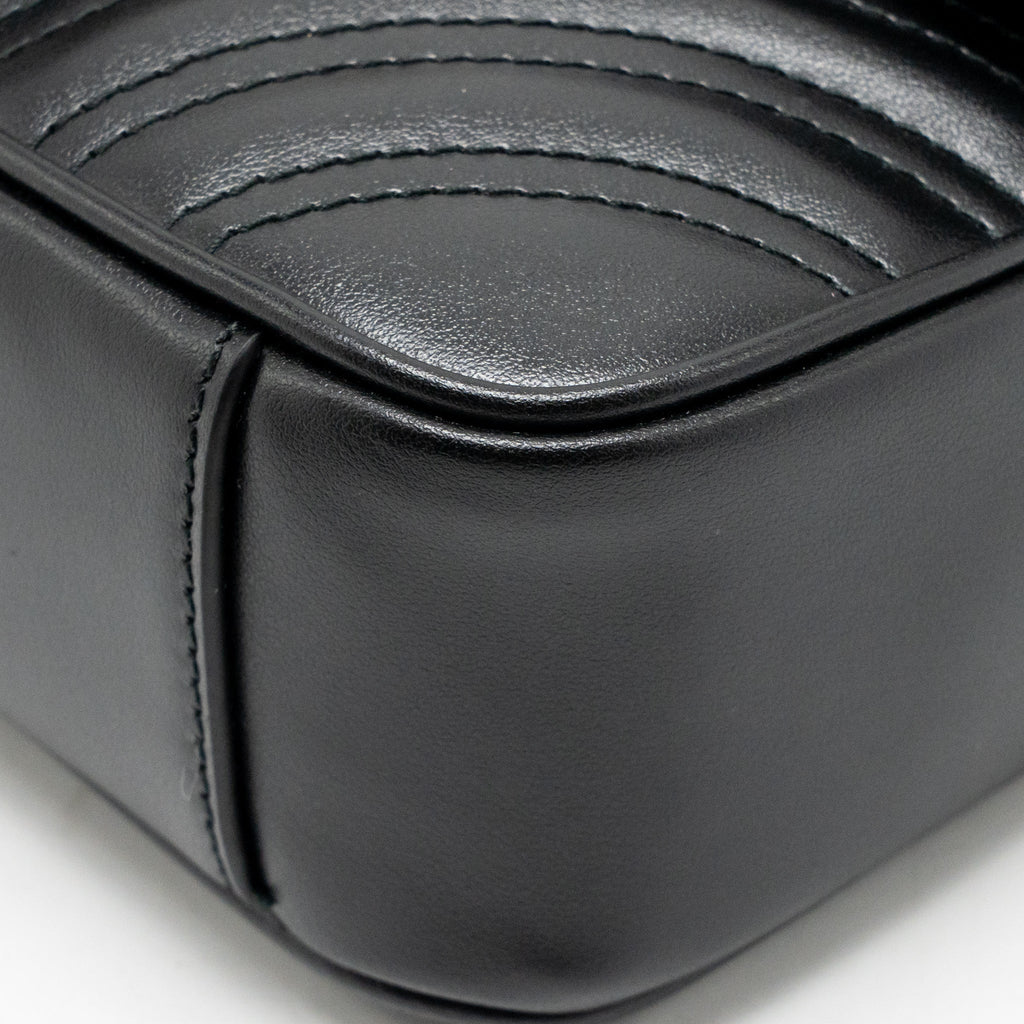 Gucci GG Marmont Small Shoulder Bag Chevron Leather Black GHW