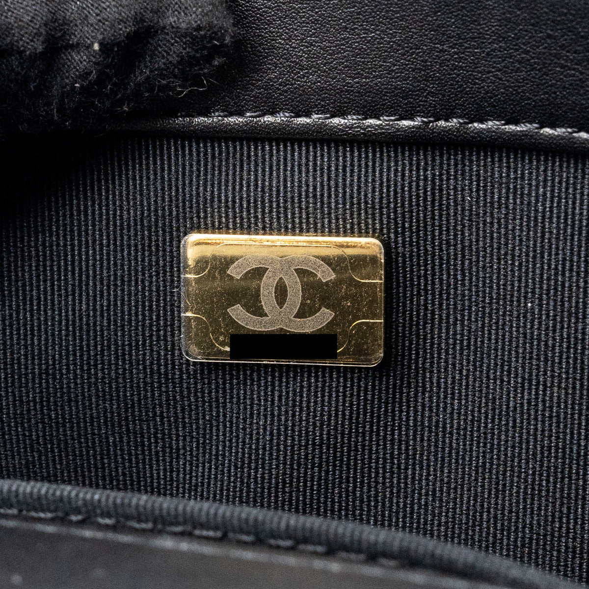 CHANEL SMALL BOY BAG SMOOTH CALFSKIN BLACK GHW(MICROCHIP)