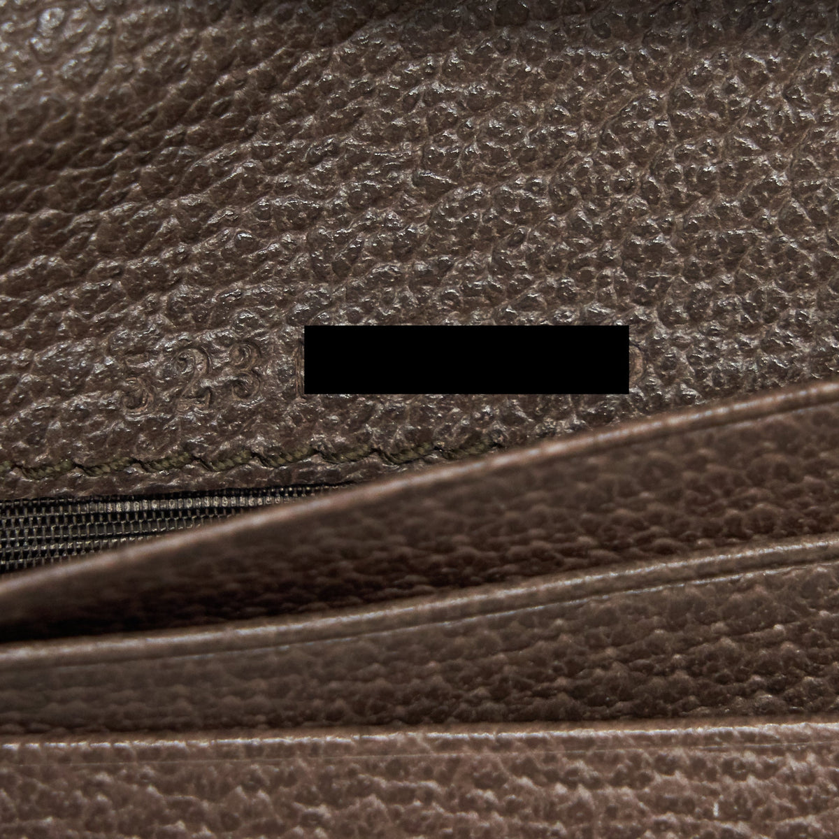 GUCCI GG CANVAS BI FOLD WALLET