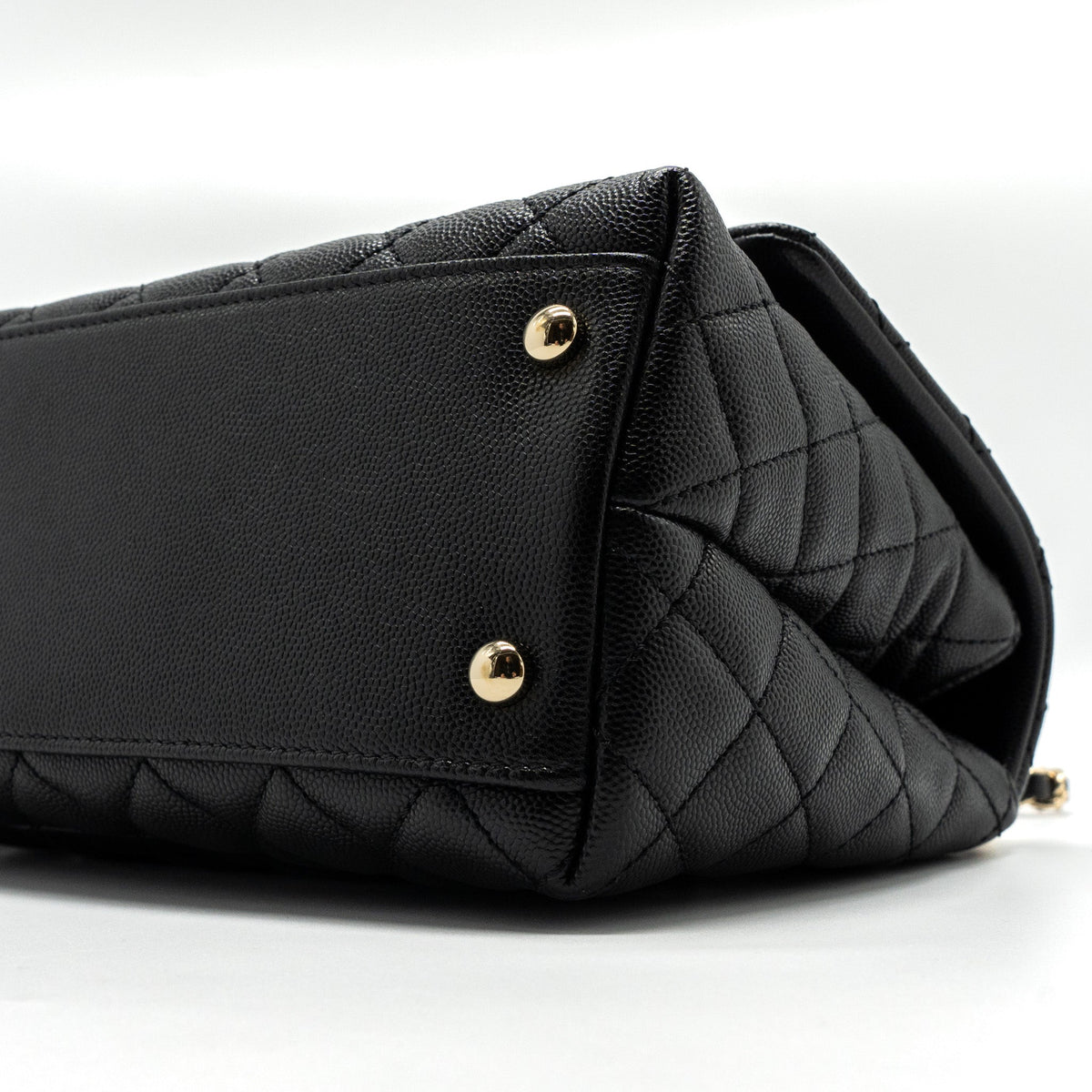 CHANEL MEDIUM COCO HANDLE FLAP BAG LIZARD EMBOSSED HANDLE CAVIAR BLACK LGHW