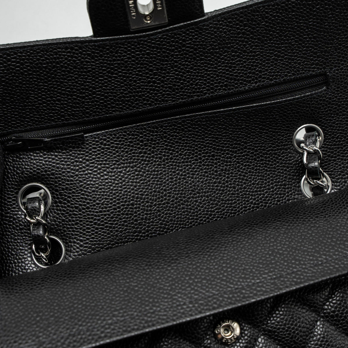CHANEL SMALL CLASSIC DOUBLE FLAP BAG CAVIAR BLACK SHW (MICROCHIP)