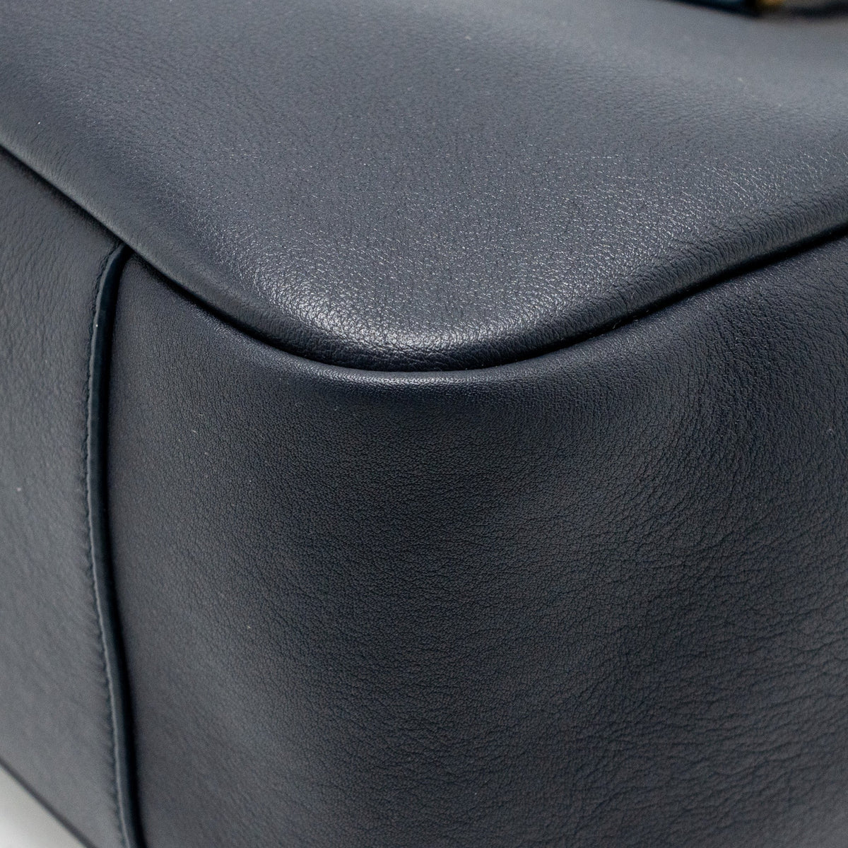 Saint Laurent/YSL Le 5 A 7 Supple Large Bag Grained Calfskin Bleu Abysse GHW