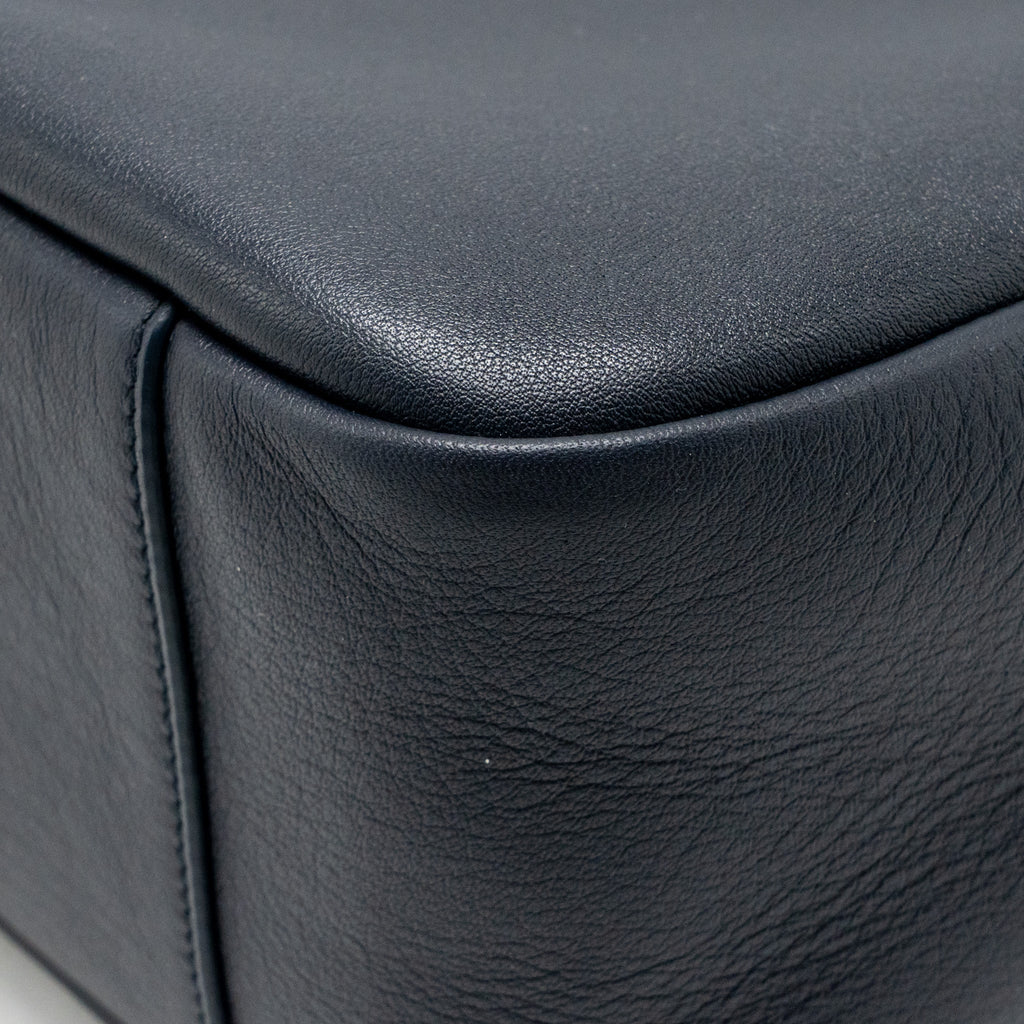 Saint Laurent/YSL Le 5 A 7 Supple Large Bag Grained Calfskin Bleu Abysse GHW