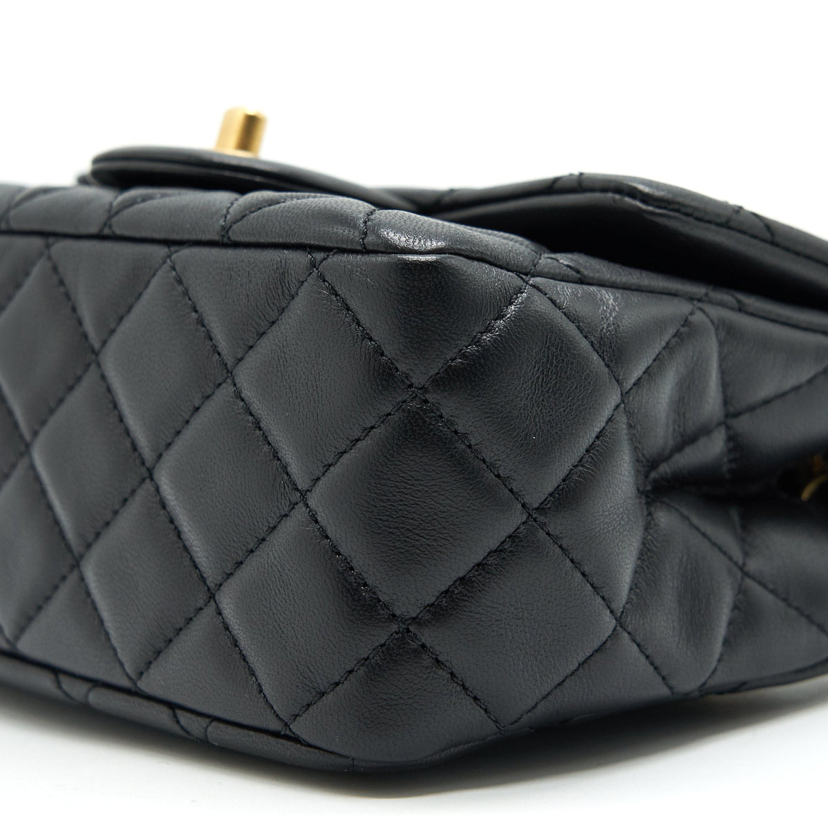CHANEL 21B PEARL CRUSH MINI SQUARE FLAP BAG BLACK GHW (MICROCHIP)