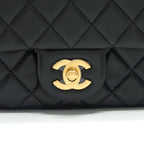 CHANEL 21B PEARL CRUSH MINI SQUARE FLAP BAG BLACK GHW (MICROCHIP)