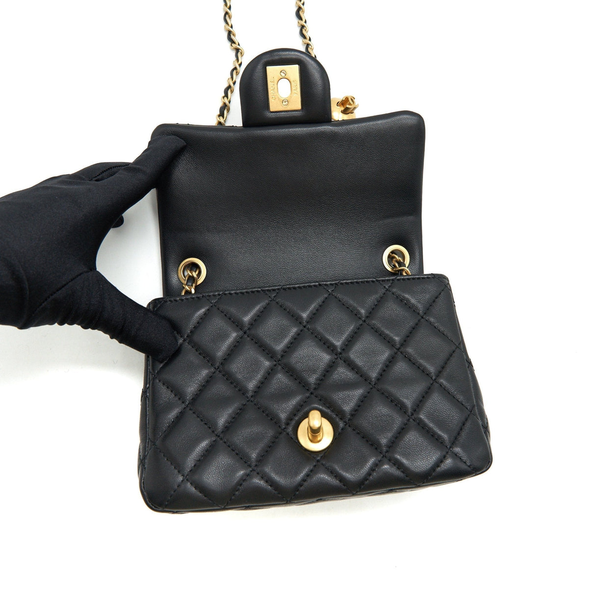CHANEL 21B PEARL CRUSH MINI SQUARE FLAP BAG BLACK GHW