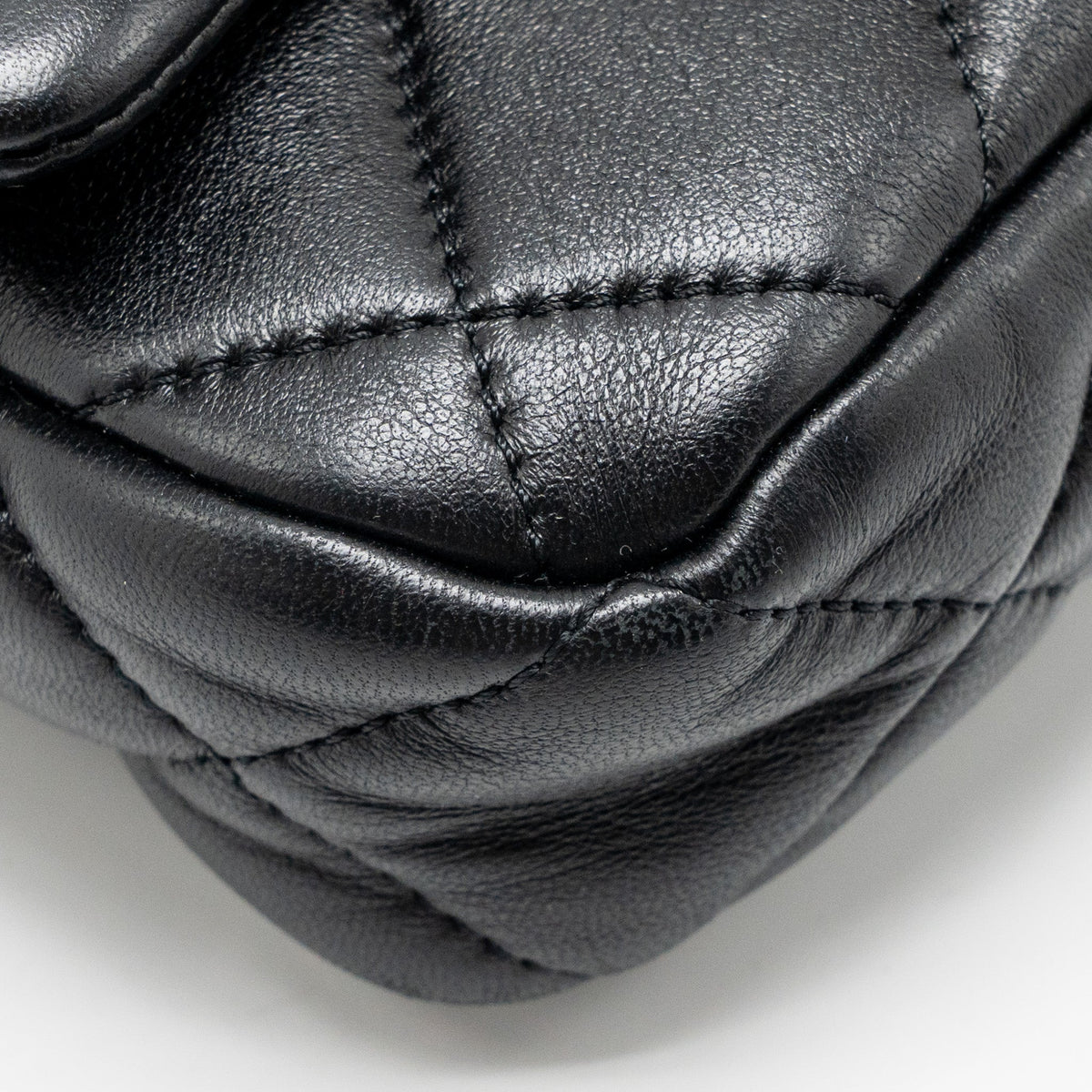 CHANEL 22S GIANT CHAIN MINI FLAP BAG LAMBSKIN BLACK BRUSHED GHW (MICROCHIP)