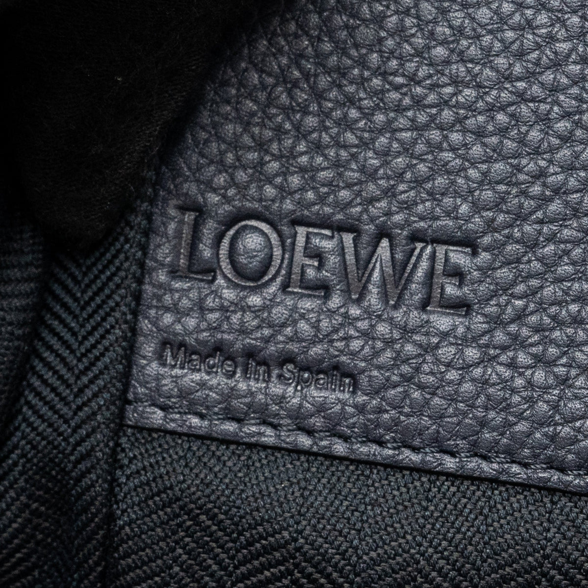 LOEWE MEDIUM HAMMOCK BAG GRAINED CALFSKIN DARK BLUE GHW