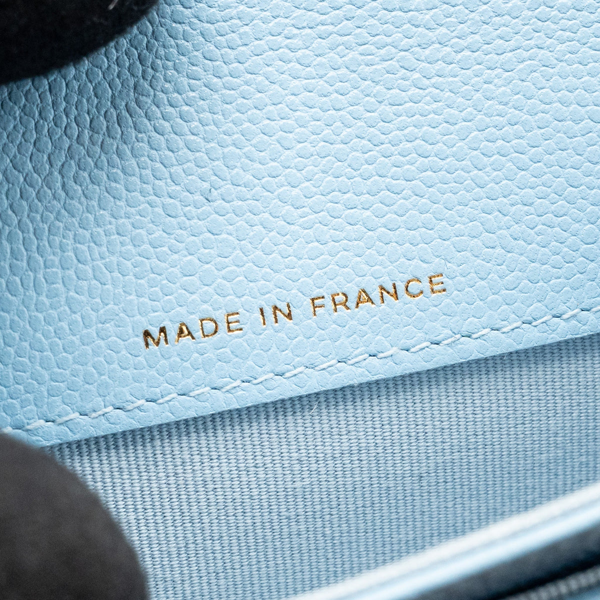 CHANEL CLASSIC FLAP CARD HOLDER CAVIAR BLUE LGHW (MICROCHIP)