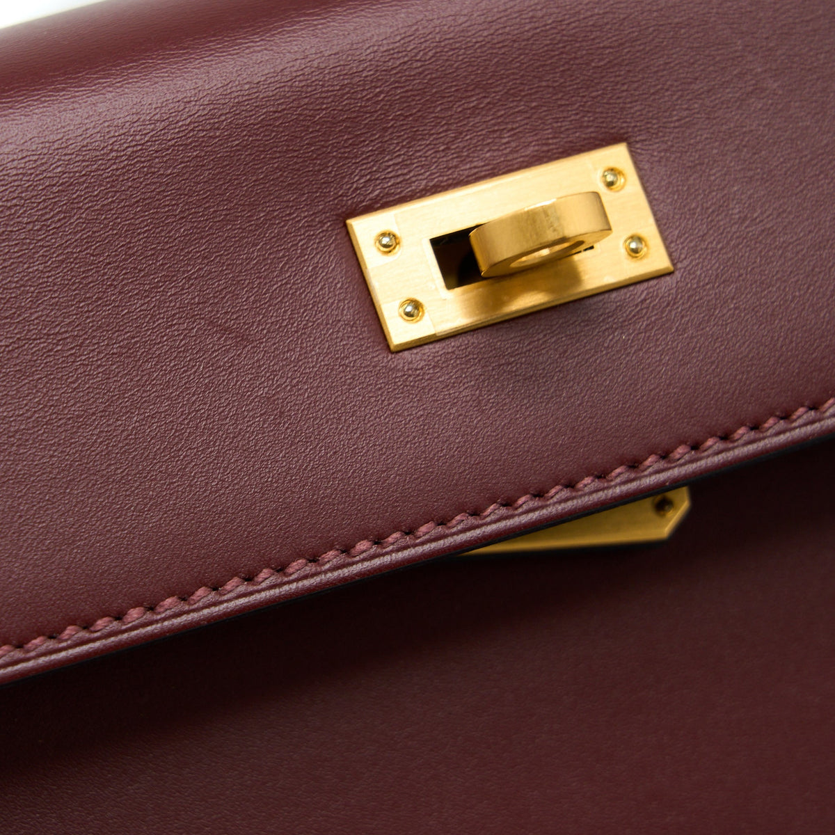 Hermes Kelly 25 Special Order Sombrero Rouge H Brushed GHW