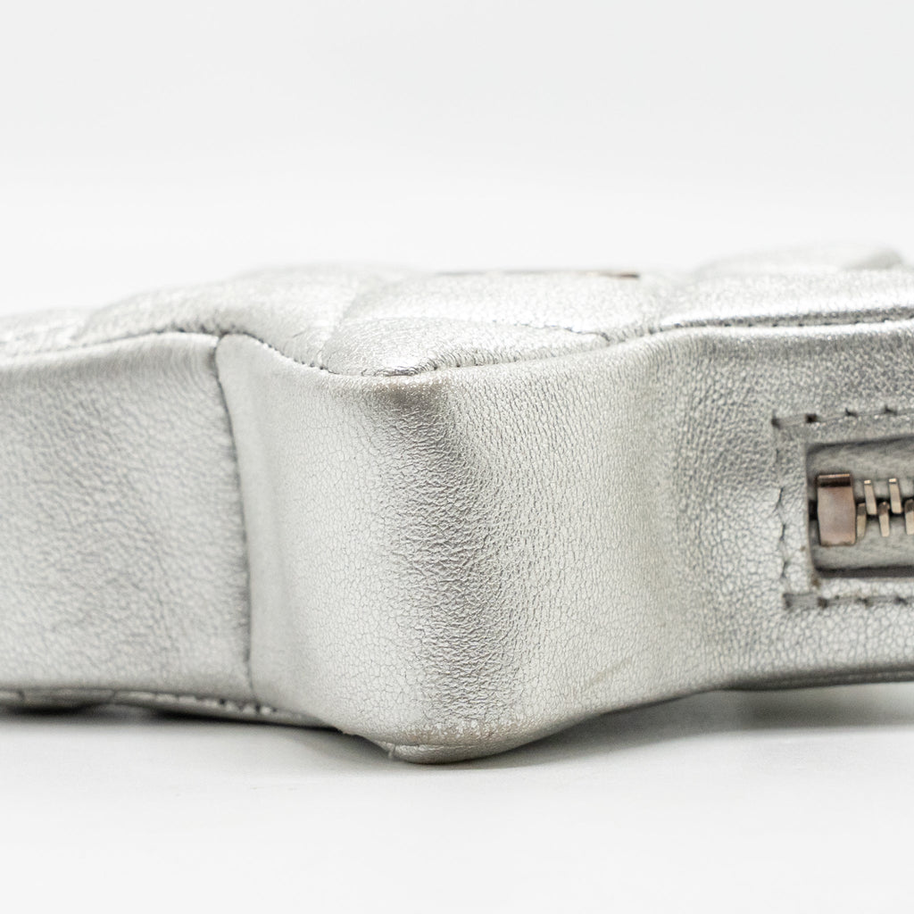 Chanel STAR COIN PURSE CHARM METALLIC LAMBSKIN SILVER SHW (MICROCHIP)