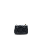CHANEL 21B PEARL CRUSH MINI SQUARE FLAP BAG BLACK GHW