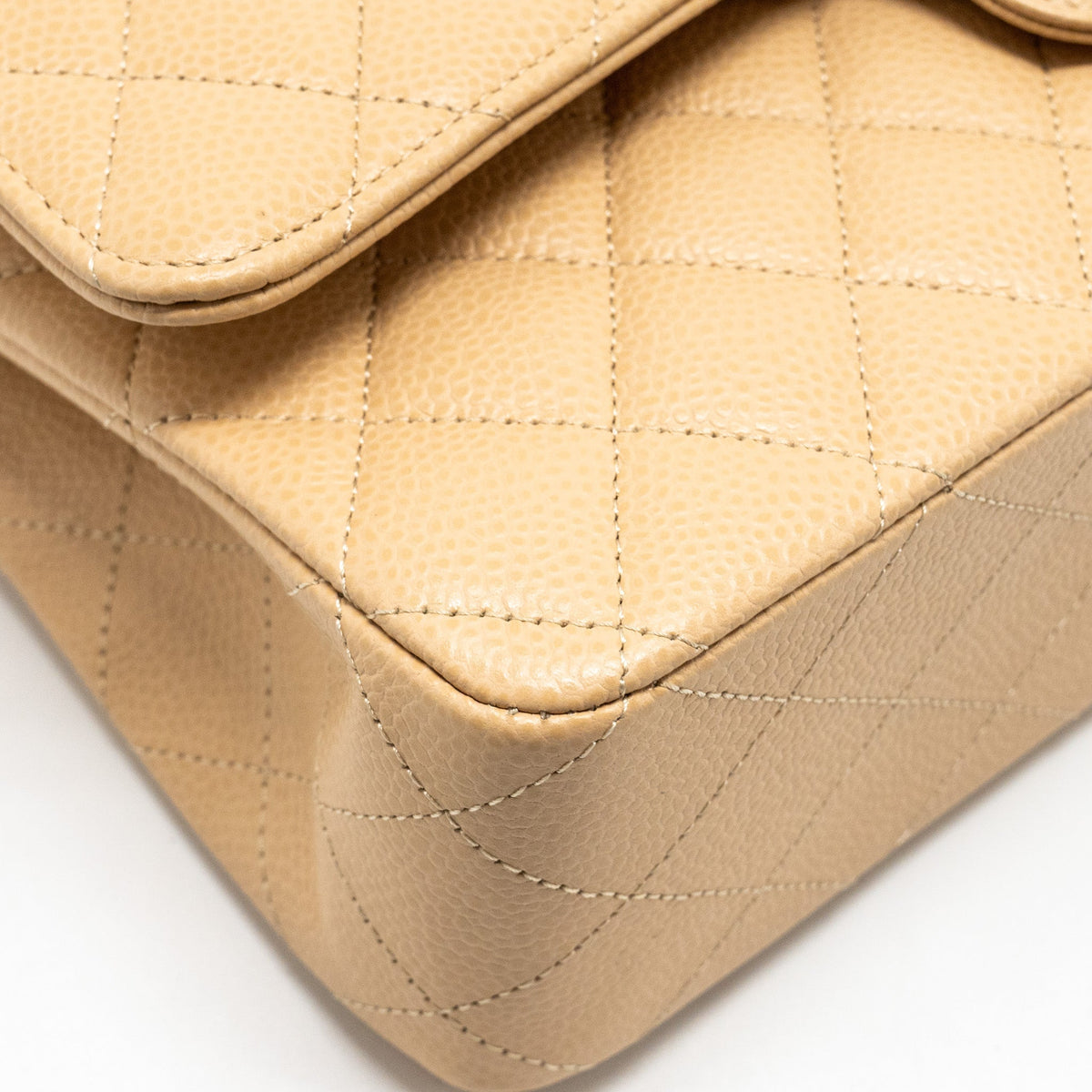 CHANEL MEDIUM CLASSIC DOUBLE FLAP BAG CAVIAR BEIGE GHW (MICROCHIP)