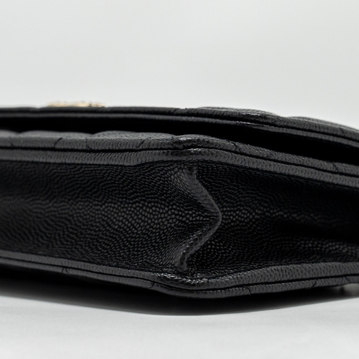 CHANEL DETAILED CC LOGO WALLET ON CHAIN CAVIAR CAVIAR BLACK GHW (MICROCHIP)